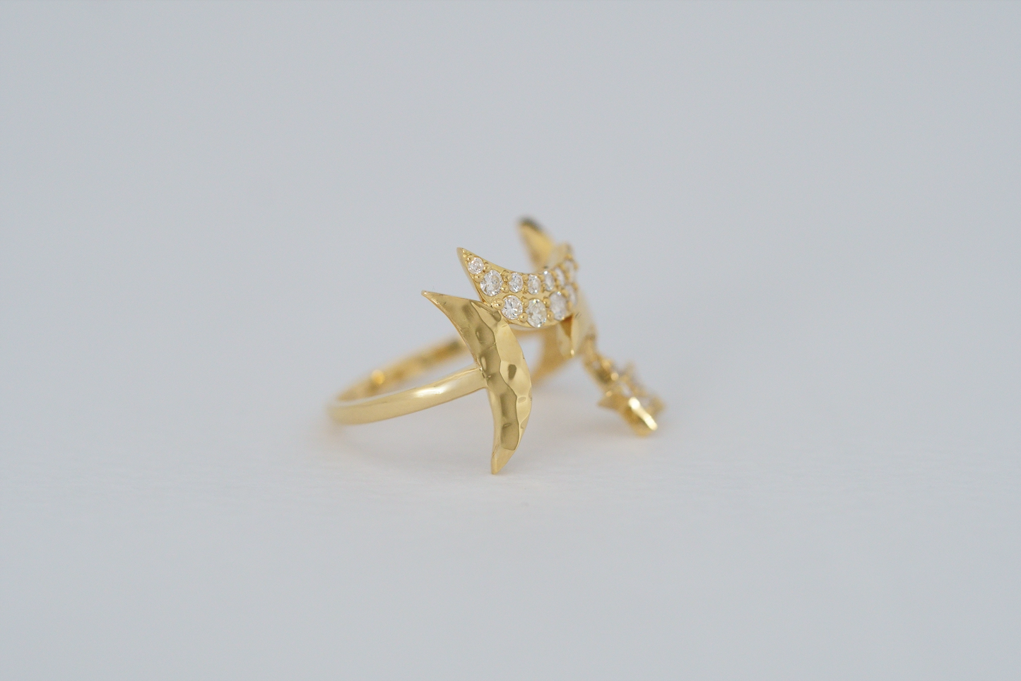 Mond- und Sternanhänger inklusive